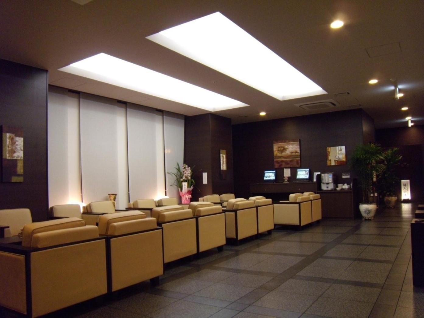 Hotel Route-Inn Tsuruoka Ekimae Esterno foto